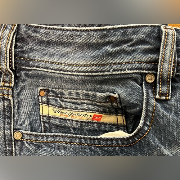 Diesel Men's 32x32 Zatiny Blue Button Fly Straight Leg Denim Jeans - Picture 7 of 10